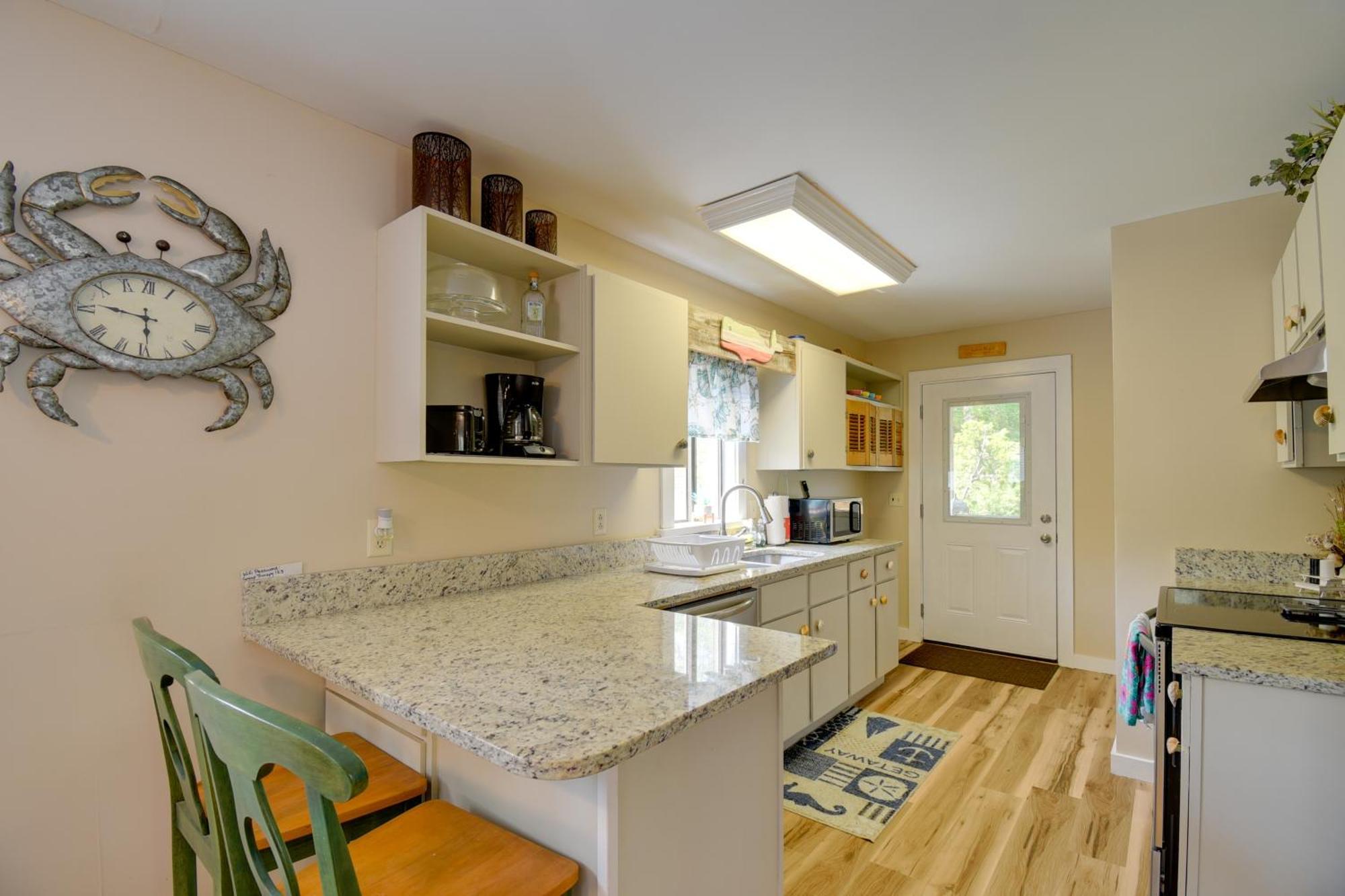Ocean Isle Apartment With Balcony, 1 Mi To Beach! Ocean Isle Beach Zewnętrze zdjęcie