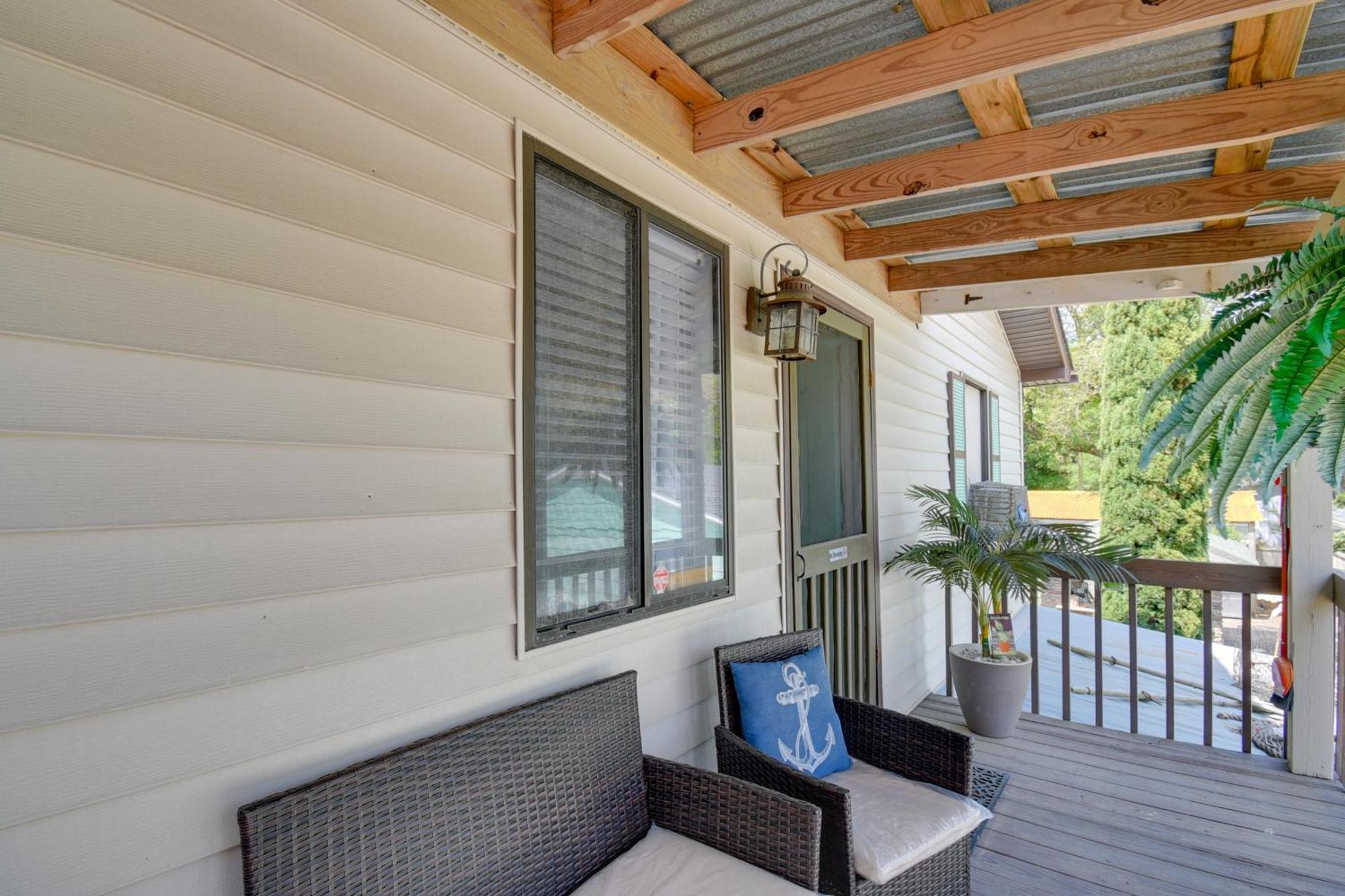 Ocean Isle Apartment With Balcony, 1 Mi To Beach! Ocean Isle Beach Zewnętrze zdjęcie